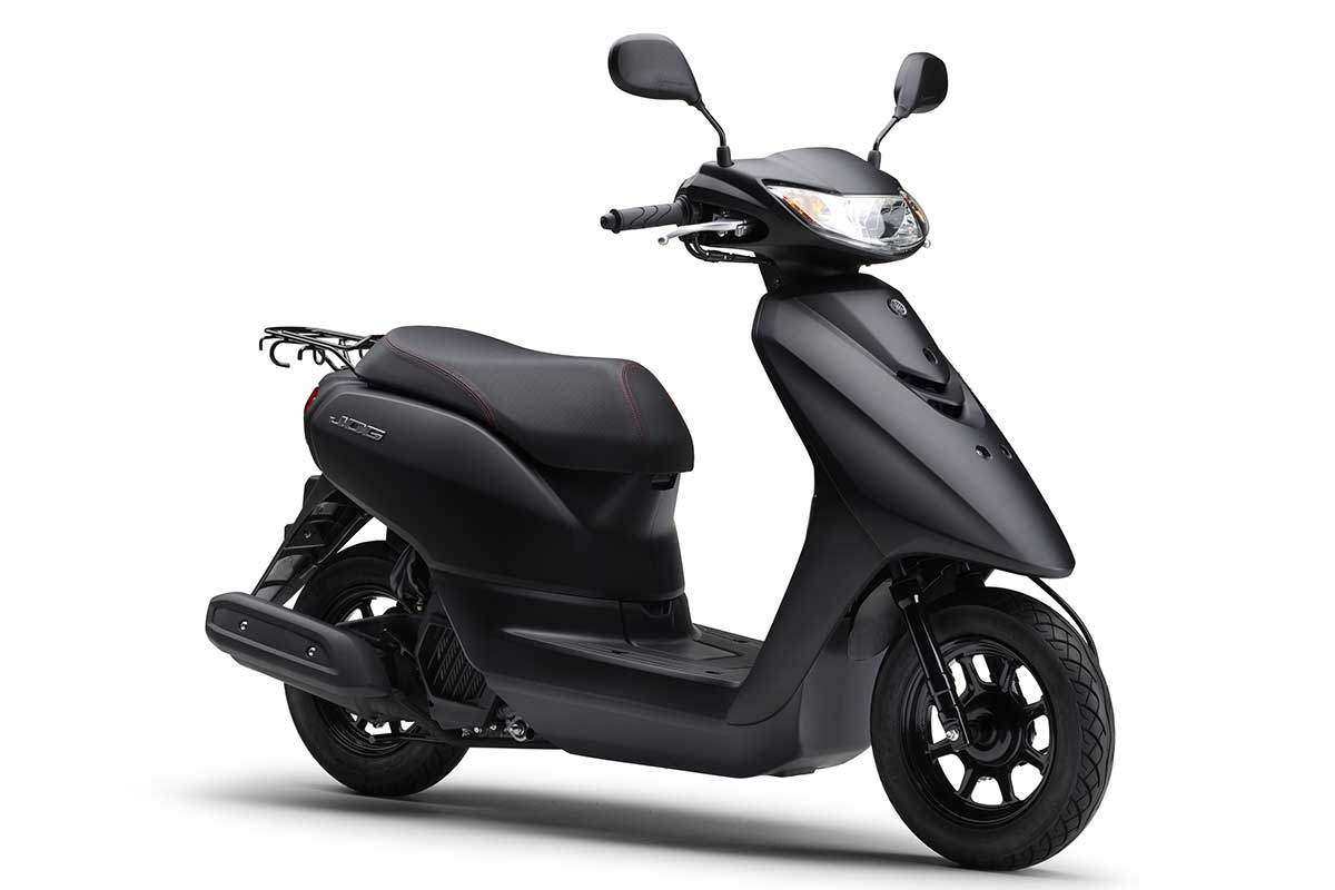 ヤマハ、新色採用の原付一種スクーター『JOG Deluxe』『JOG』を3月3日