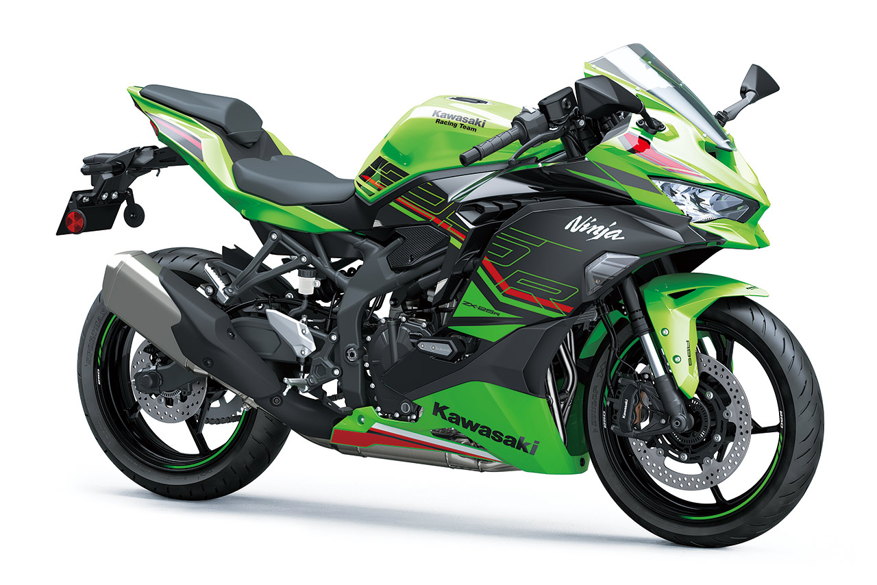 カワサキ、スーパースポーツ『Ninja ZX-25R』の2024年モデルを9月15日