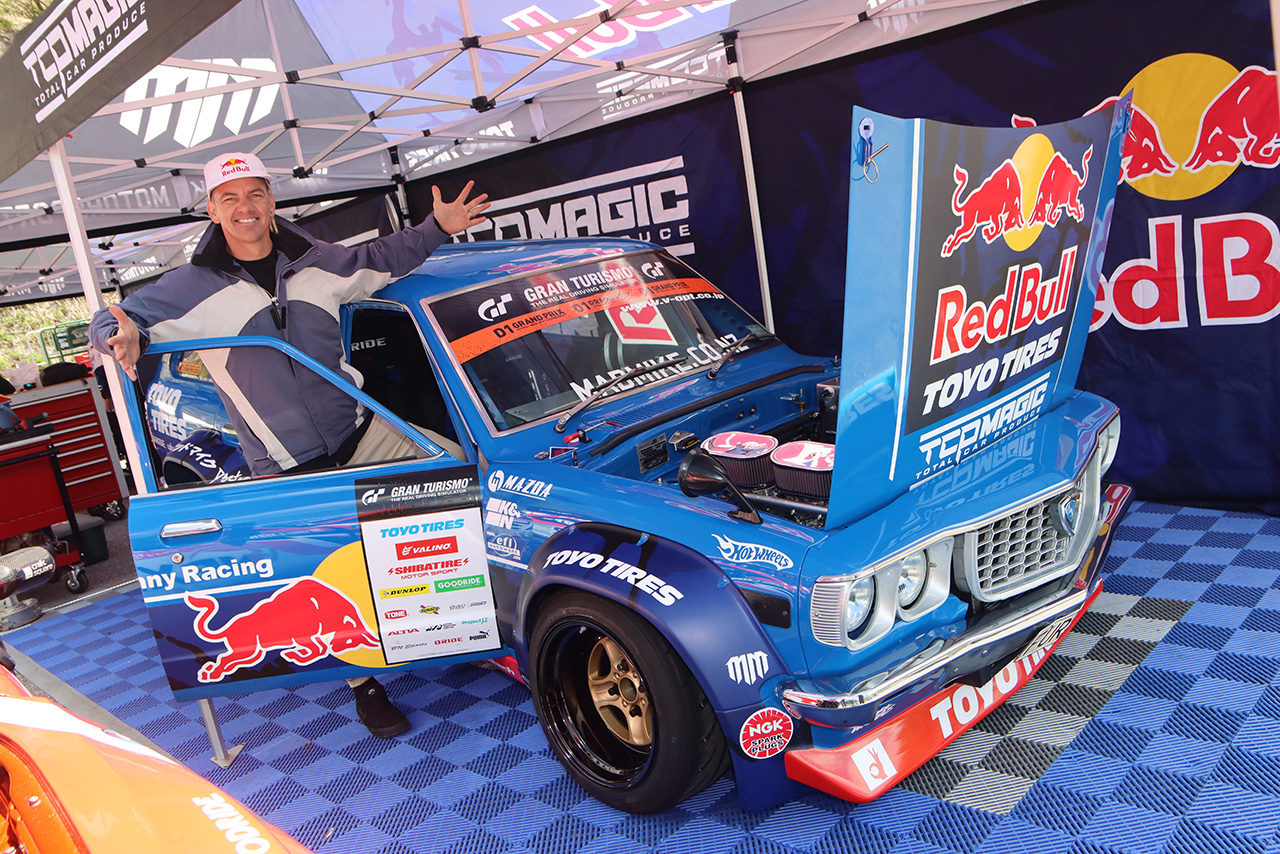 かつての愛車マツダ・サバンナをリメイクし“マッド・マイク”が10年ぶり