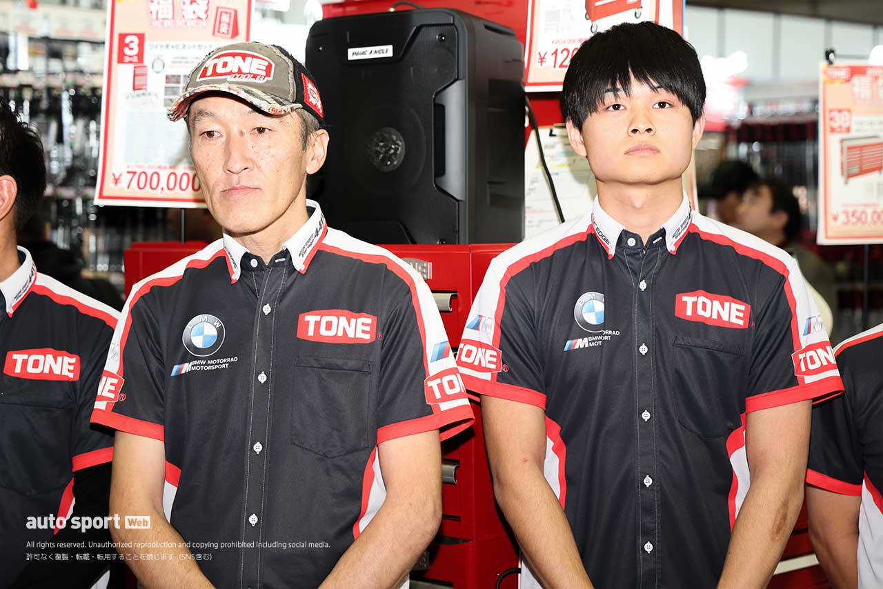 TONE Team 4413 BMW、星野知也と吉田愛乃助の2台でJSB1000参戦。東京