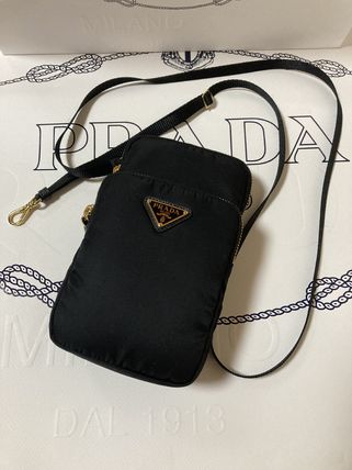 iPhone 14 Pro Max ブラック（黒）系 PRADA(プラダ) iPhone