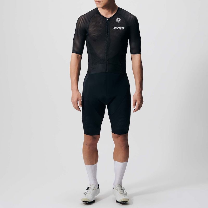 ビオレーサーの新型エアロスーツ「EPIC FULL BREEZE AEROSUIT」発売