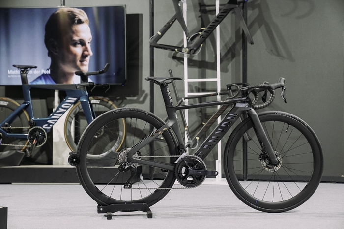 キャニオン・エアロードCFR Gen3 ファイナルエディション発売