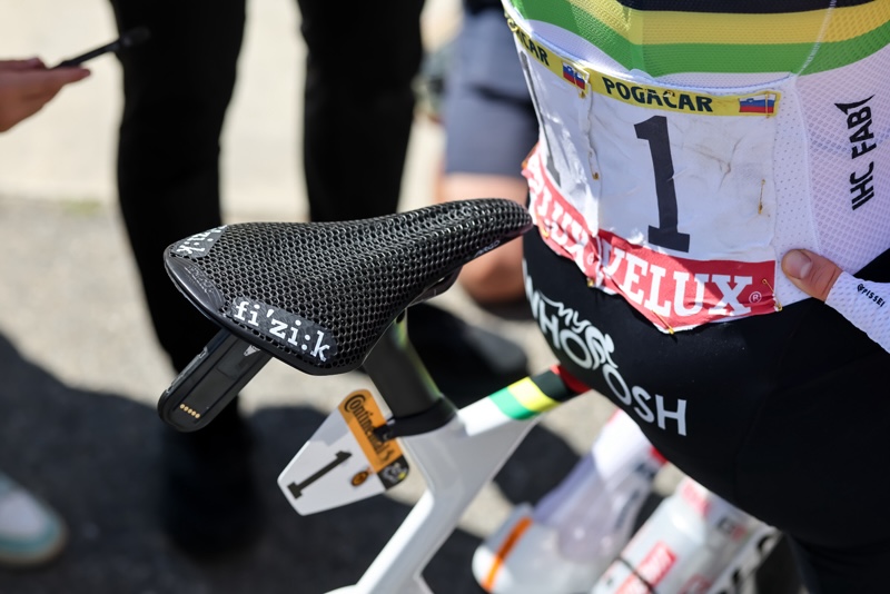 ツール・ド・フランス2025 パリへの道を切り開いた機材【フィジーク