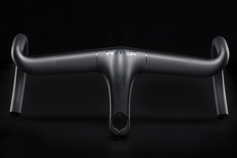 ウィンスペース・ハイパーハンドルバーに新色のマットブラックが登場
