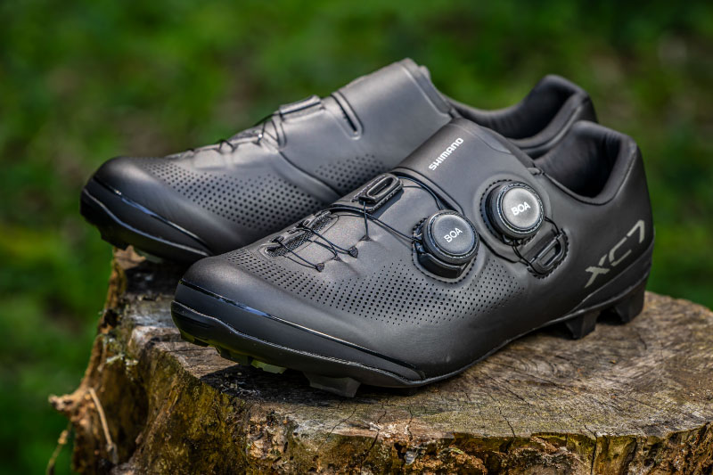 万能に使えるSPDシューズ「シマノ・XC7」を使ってみた｜サイクル