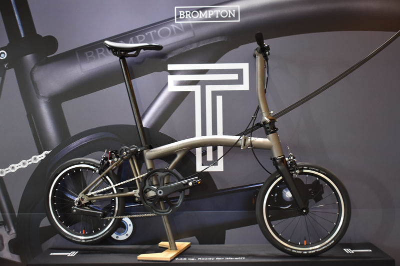 ブロンプトン最軽量の折りたたみ自転車「Tラインアーバン」が日本初
