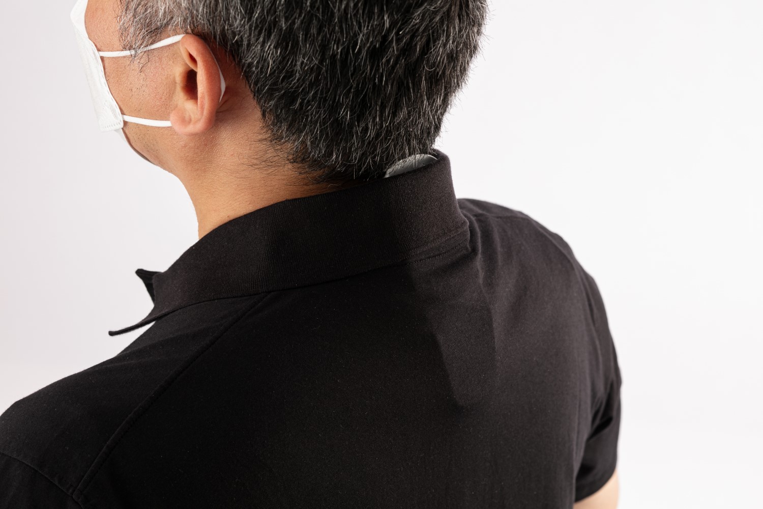 ソニーの着るエアコン、ペルチェ素子機器「REON POCKET 3」の冷え具合