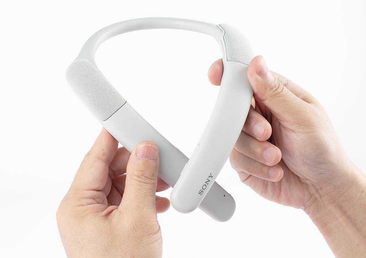テレワークで長時間着けても疲れない、ソニーのネックスピーカー「SRS