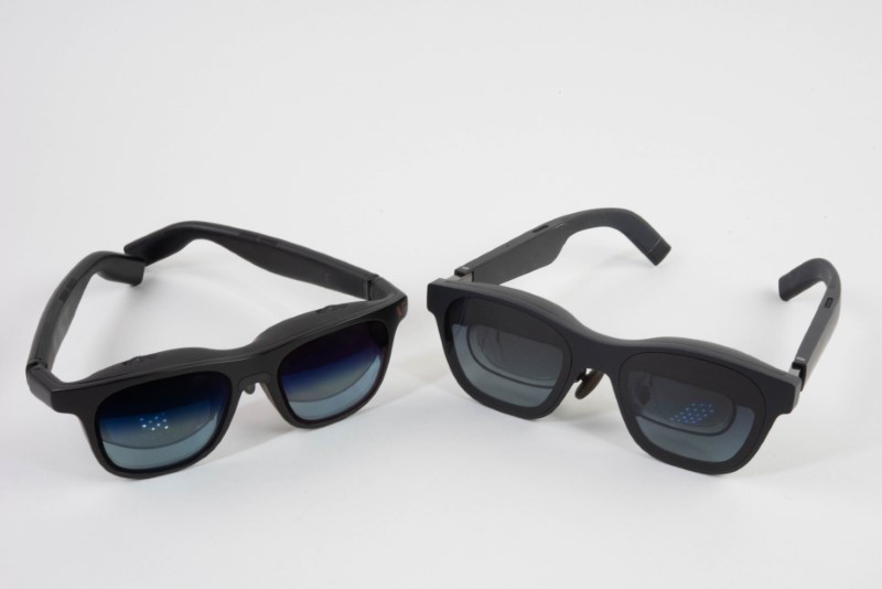 移動時間を楽しむXRグラス、「XREAL Air 2 Pro」と「VITURE Pro XR