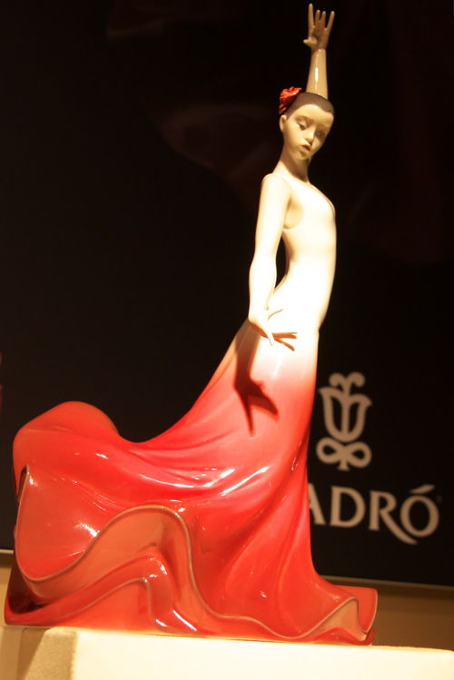 スペイン旅行～バレンシア② 気品高きポーセリンアート LLADRO
