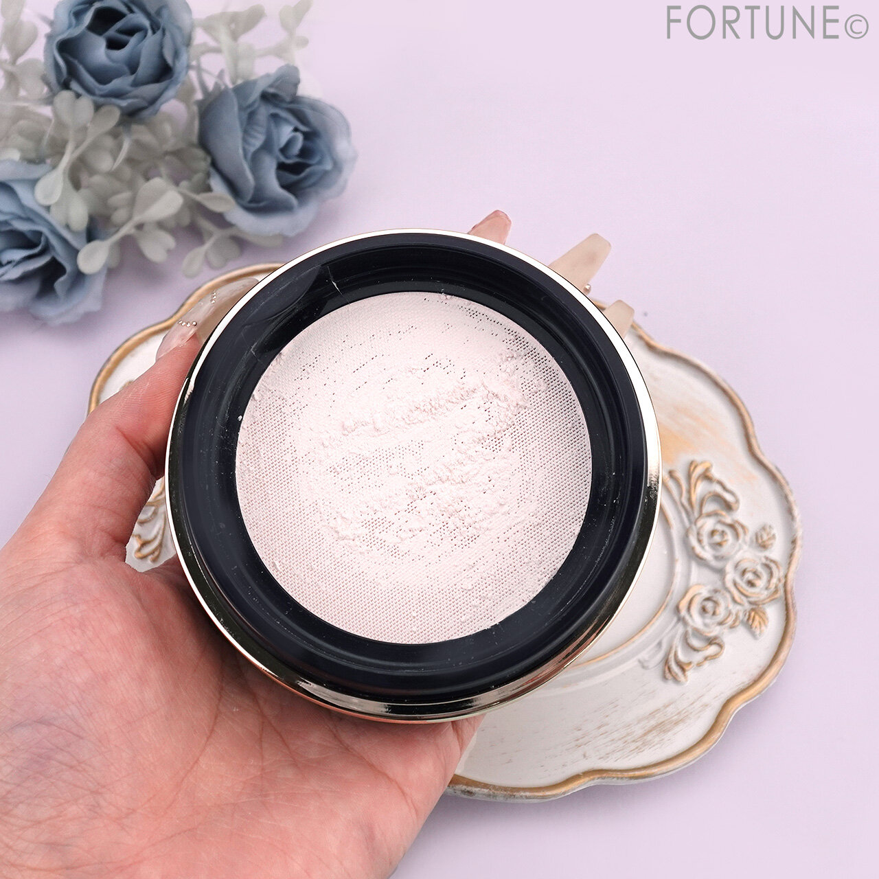 クレ・ド・ポー ボーテ25年新作コスメ｜フェイスパウダー「プードル