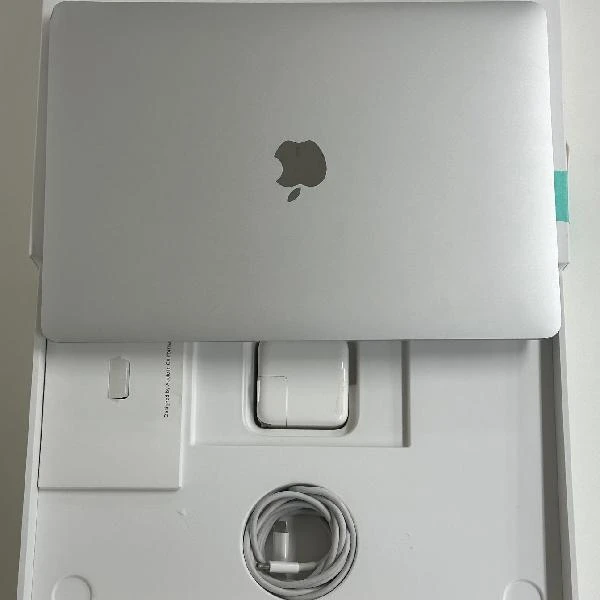 MacBook Air 13インチ Mid 2019 商品一覧 | 中古スマホ販売のアメモバ