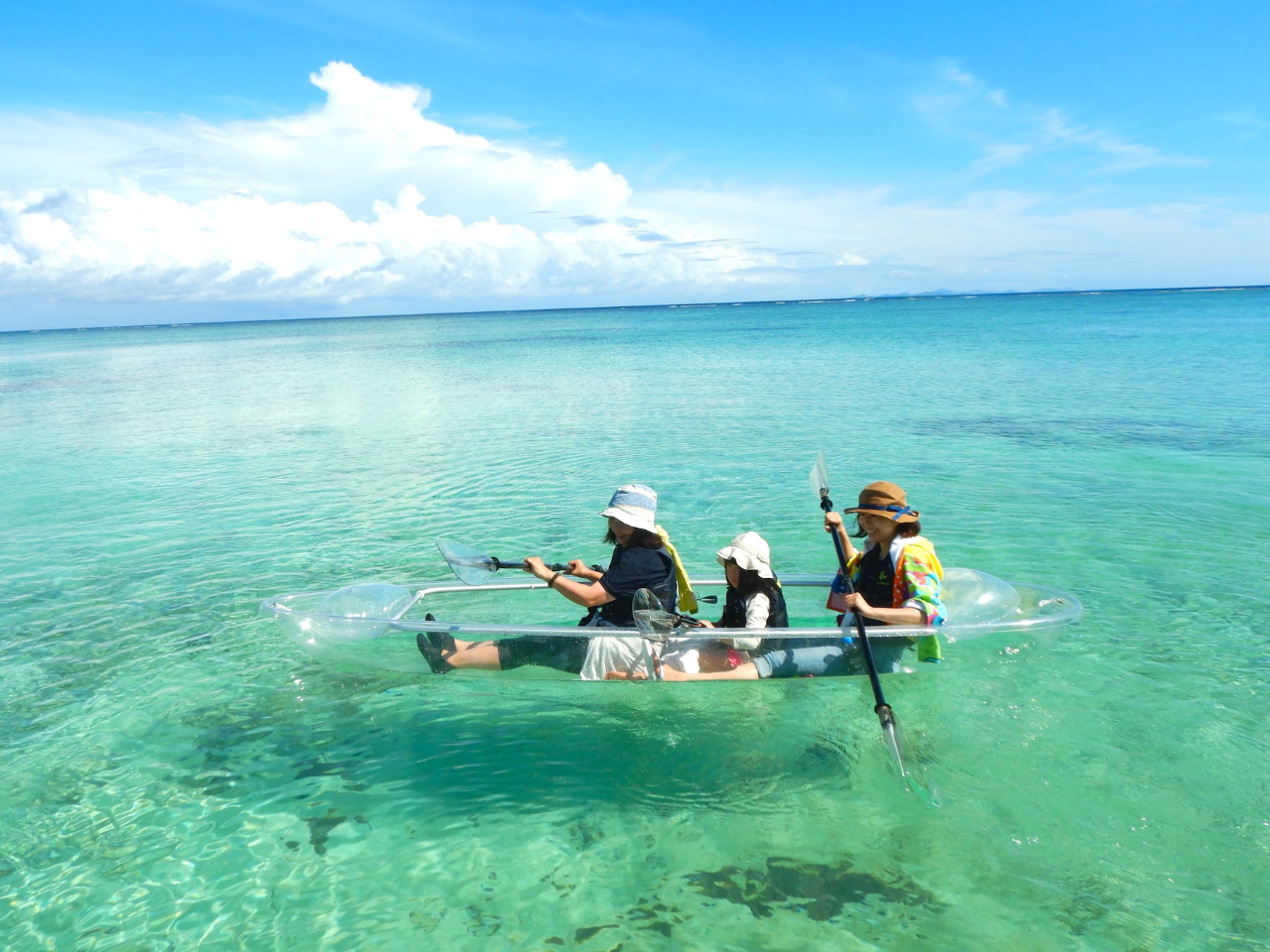 クリアカヤック＆シュノーケリングツアー（150分）】今帰仁・古宇利島