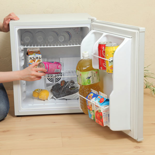 SunRuck 48L 1ドア電子冷蔵庫 冷庫さん レッド SR-R4803RD 1個（直送品