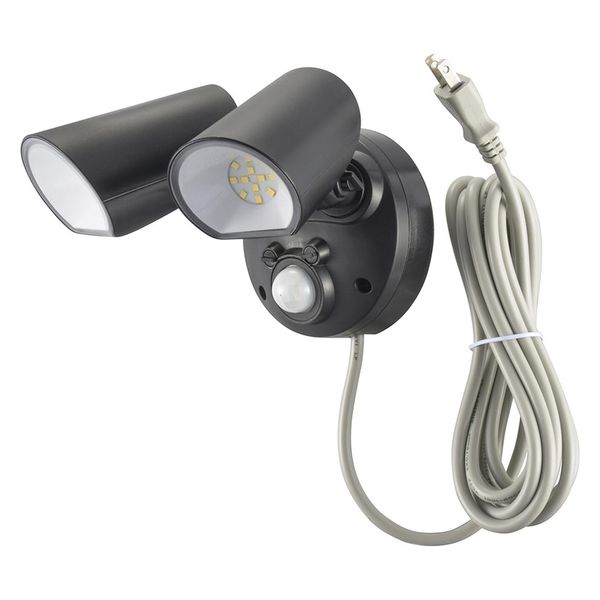 オーム電機 monban 防犯センサーライト 2灯コンセント式 2000ルーメン