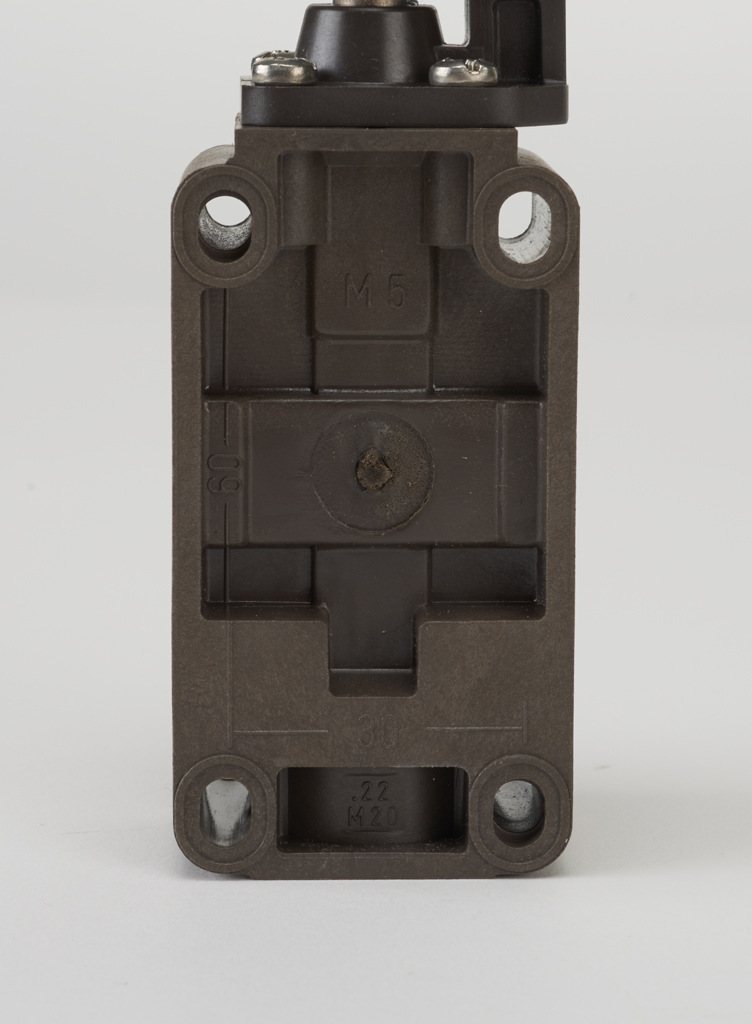 Limit Switch: one-way horizontal lever with plastic roller (PN