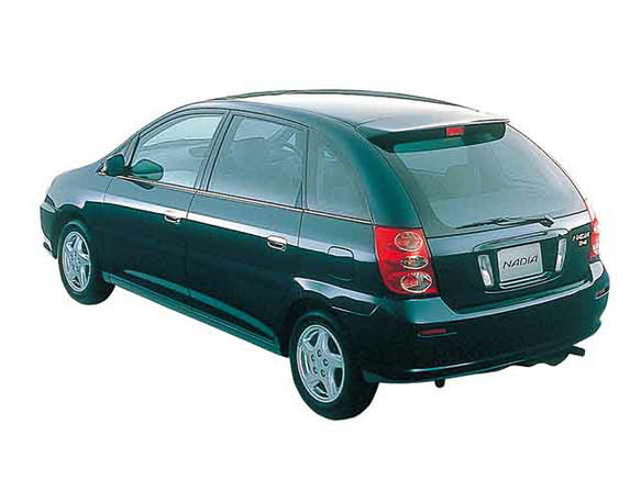トヨタ ナディア 1998年式モデル 2.0 スペシャルエディションII ナビ