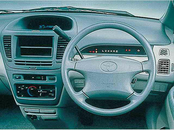 トヨタ ナディア 1998年式モデル 2.0 スペシャルエディションII ナビ