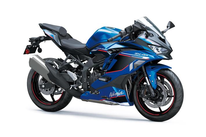 カワサキから「Ninja ZX-4R SE」「Ninja ZX-4RR KRT EDITION」新発売