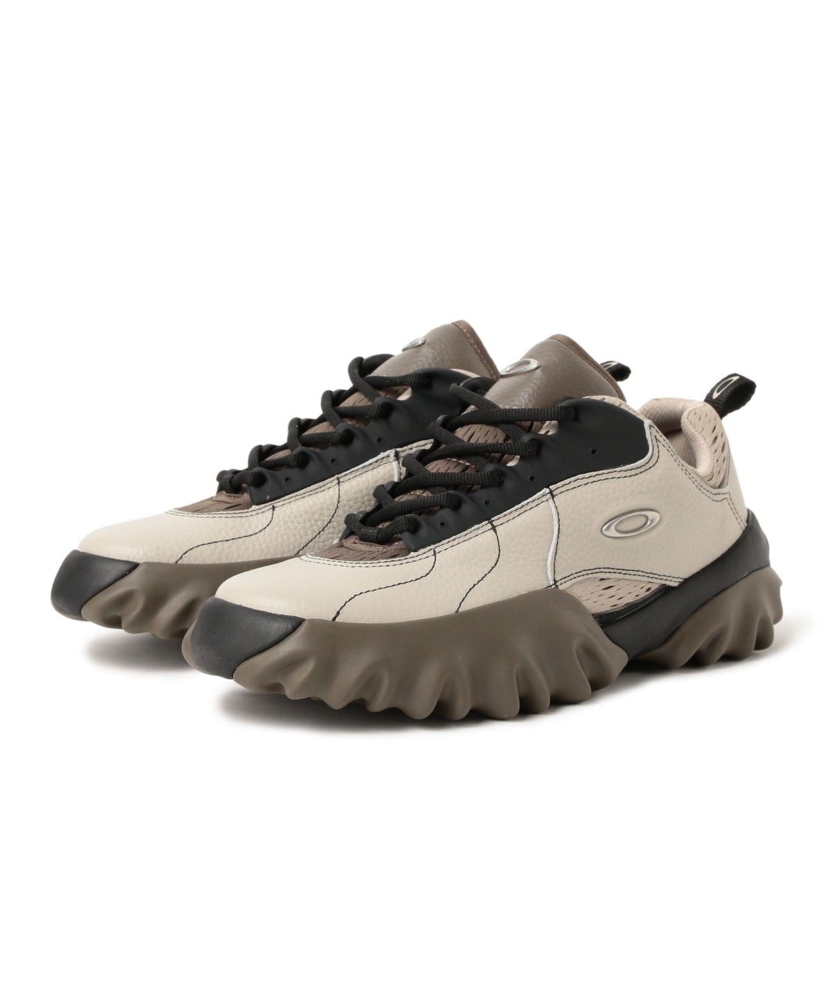 Pilgrim Surf+Supply（ピルグリム サーフ+サプライ）OAKLEY × BRAIN