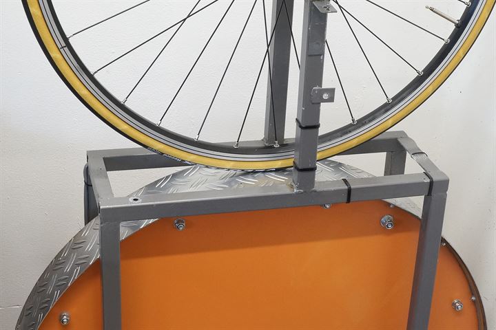 Road Bike Tire Test: Veloflex Record (silica compound) 23