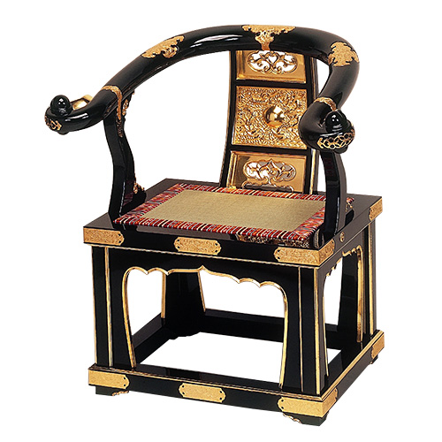 本曲録（椅子式）黒塗り 金具埋め込み式 | 仏壇・仏具専門店 滝田商店