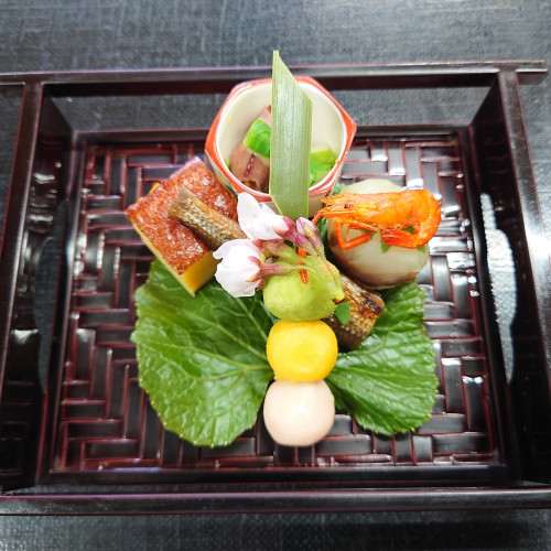 お料理】 - 津市 和食・懐石の緑彩