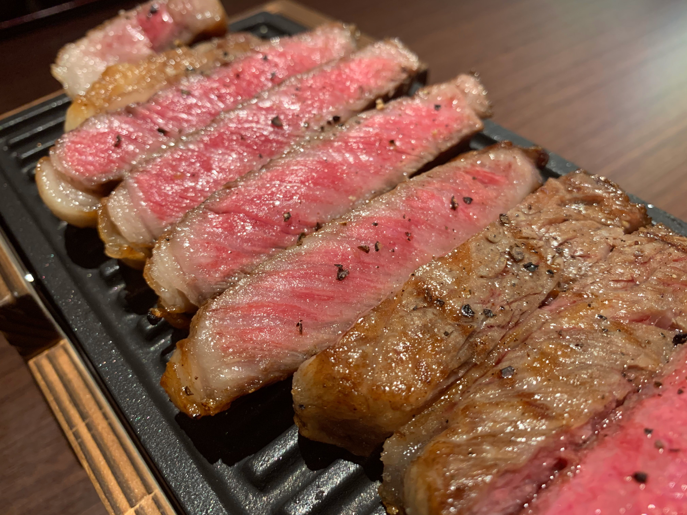 公式】炭火串焼 灯志 -akashi-