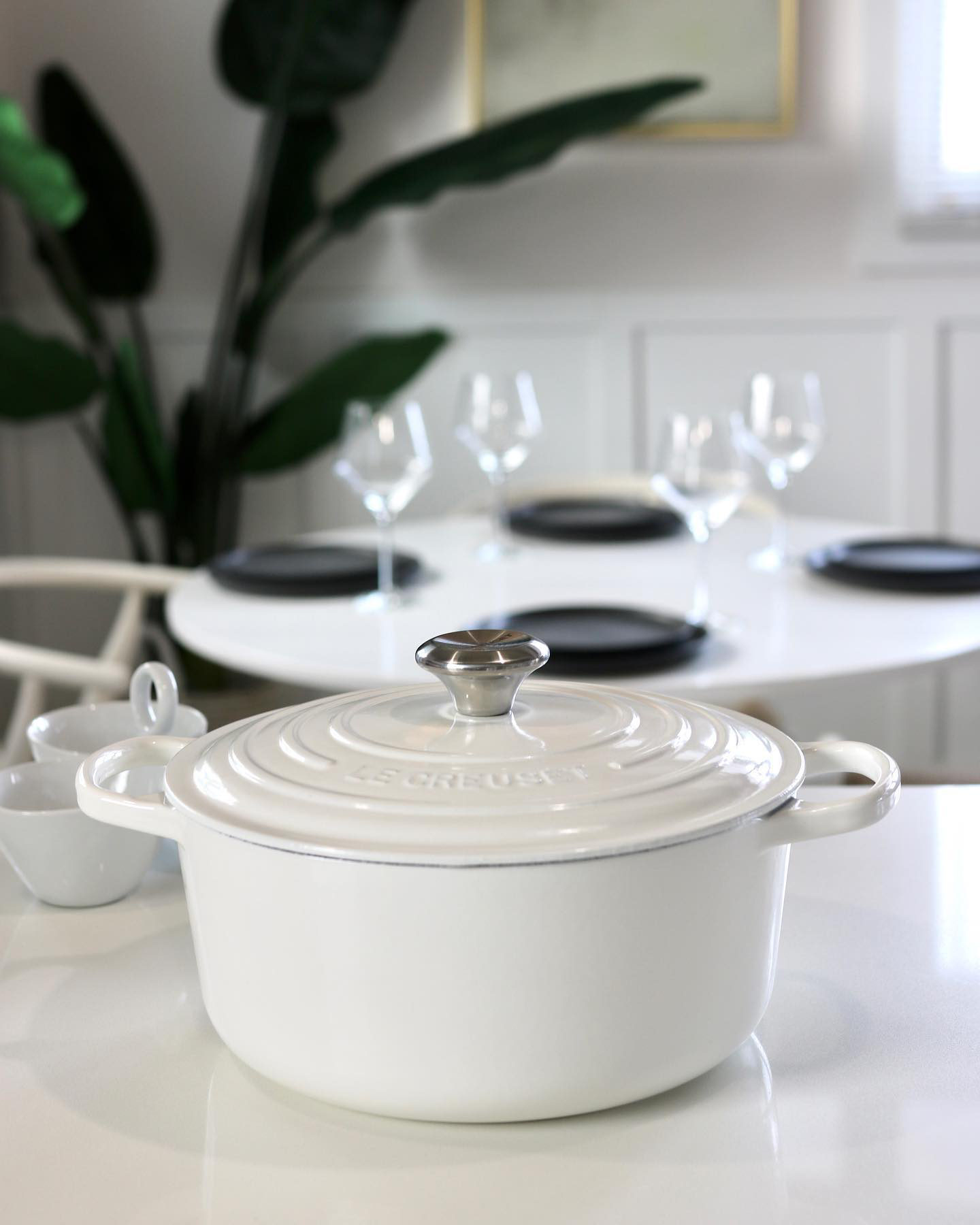Le Creuset Signature Round 9-Qt. Round White Enameled Cast Iron