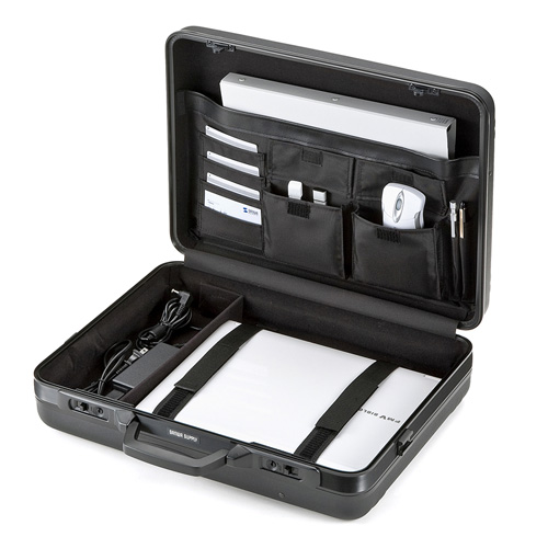 訳あり 新品】ハードPCケース（17インチワイドまで対応・鍵付き