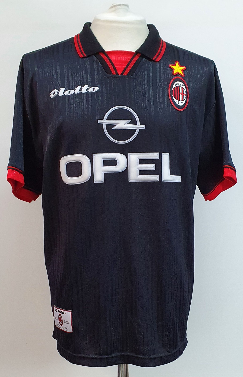 AC Milan 1997-98 Fourth Kit