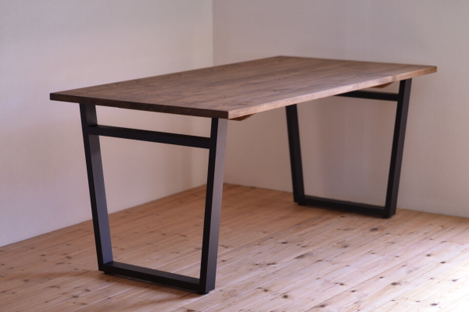 無垢ひのきアイアン脚テーブル・アンティーク仕上げ※サイズオーダー可