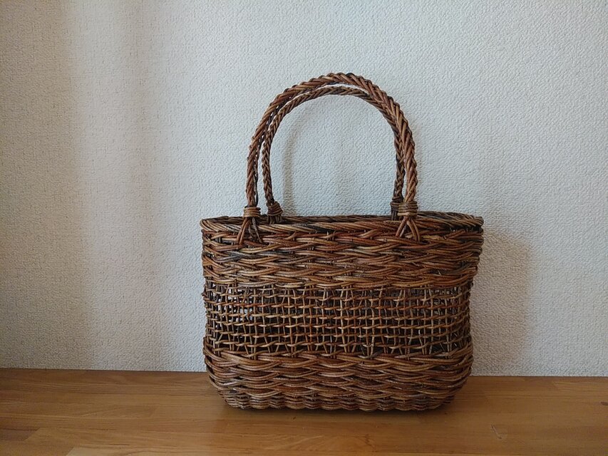 ♪ 北海道十勝バスケット あけびかご3（展示） | iichi 日々の暮らしを