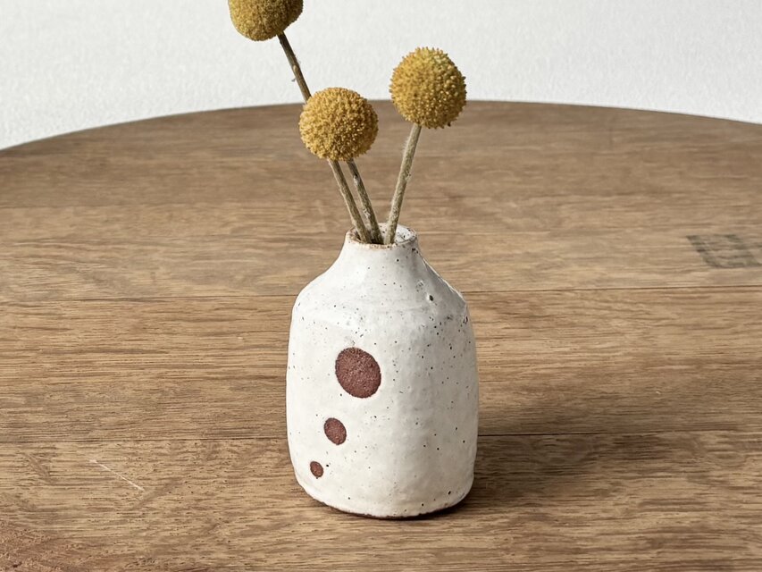 小さな一輪挿し m-tm-25 | iichi 日々の暮らしを心地よくする