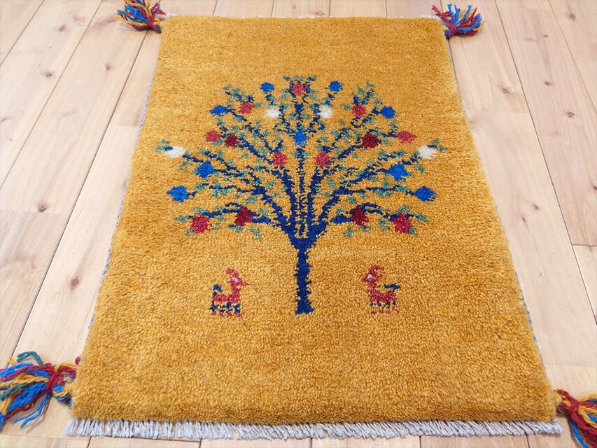 ペルシャ ギャッベ 玄関マット小 55.5x41cm 黄金色 ザクロの木 ヤギ 羊