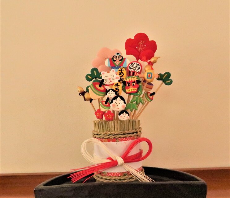 藁束お正月飾り | iichi 日々の暮らしを心地よくするハンドメイドや