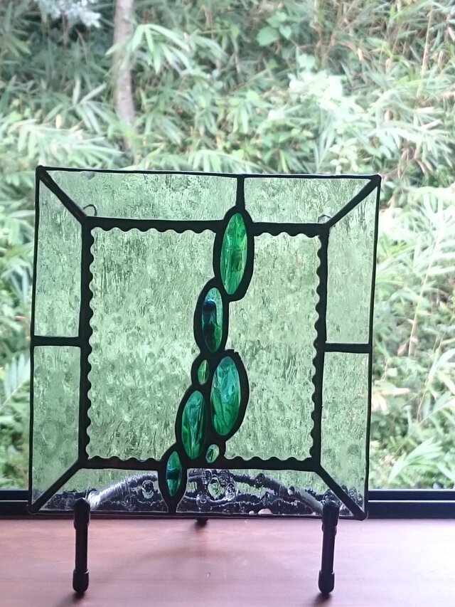 ステンドグラス グリーン | iichi 日々の暮らしを心地よくする