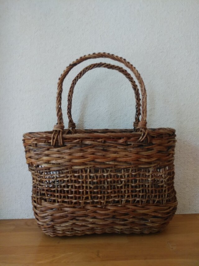 ♪ 北海道十勝バスケット あけびかご3（展示） | iichi 日々の暮らしを