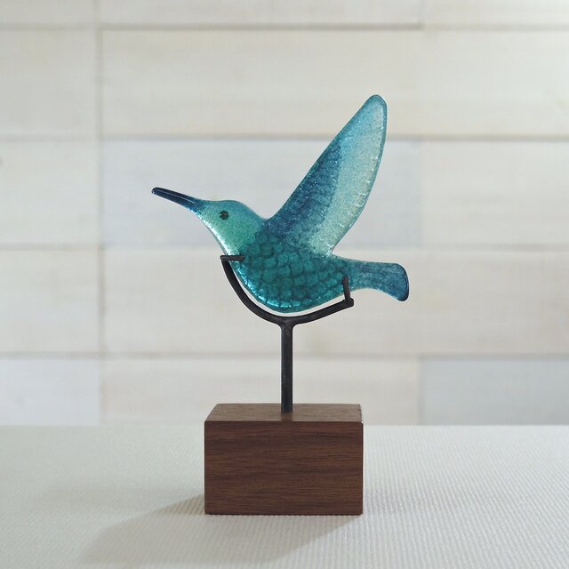 ハチドリのオブジェ | iichi 日々の暮らしを心地よくするハンドメイド