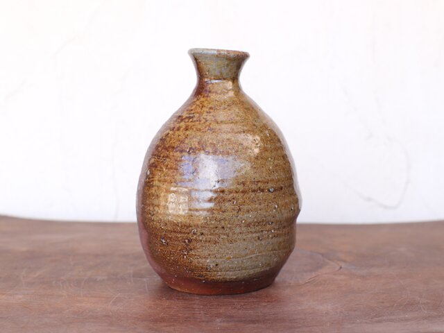 備前焼 徳利 t-148 | iichi 日々の暮らしを心地よくするハンドメイドや