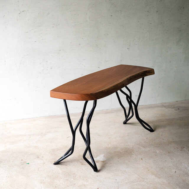 一点モノ ｜ケヤキ 無垢材 の ベンチ ・ エントランススツール ｜有機