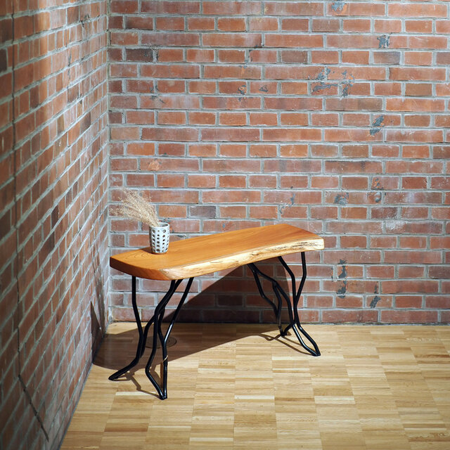 一点モノ ｜ケヤキ 無垢材 の ベンチ ・ エントランススツール ｜有機