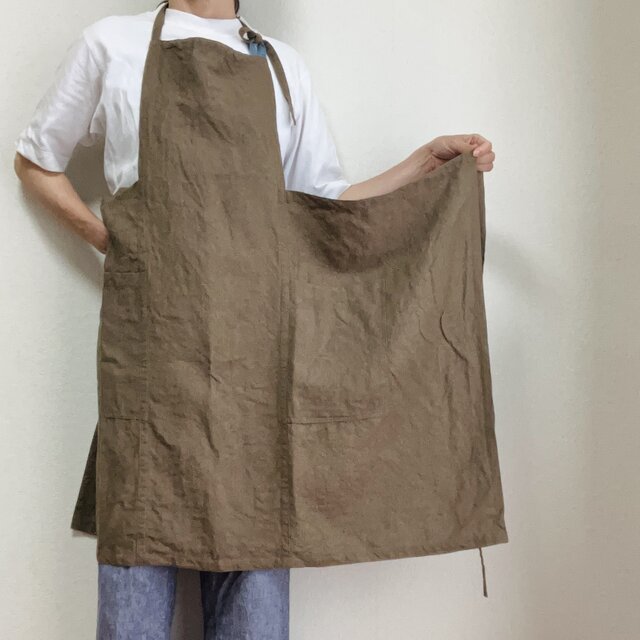 ベルギーリネンの魅力を纏う - ワークエプロン 程よい厚みの25番手