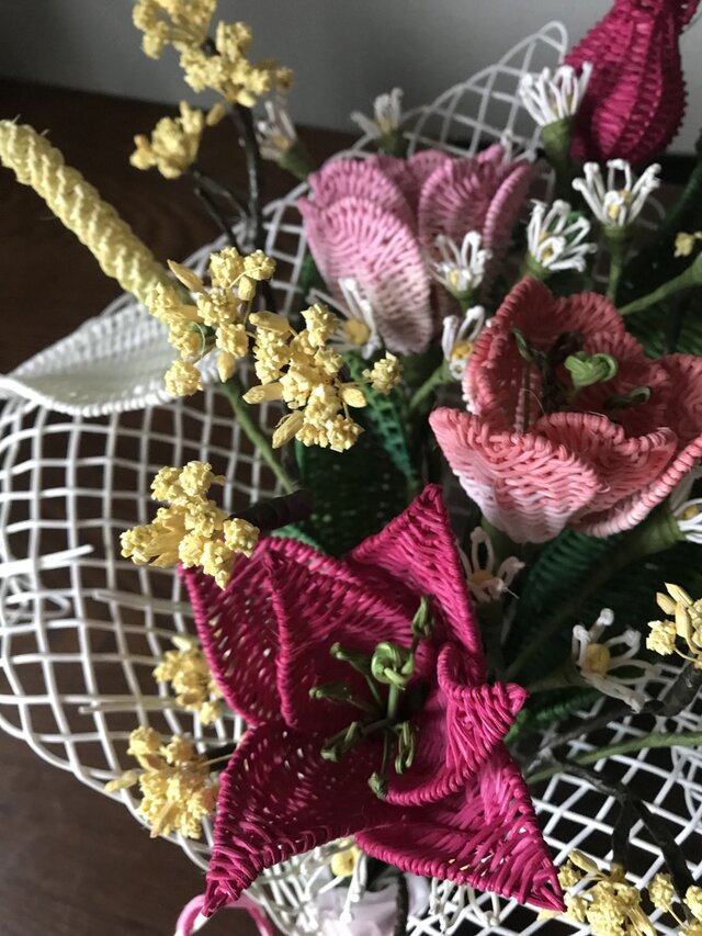 籐で編んだ花束・2（チューリップ） | iichi 日々の暮らしを心地よく