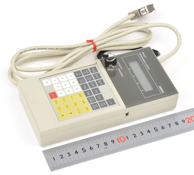 オムロン プログラミングコンソールユニット CQM1-PRO01 | 保守部品.com