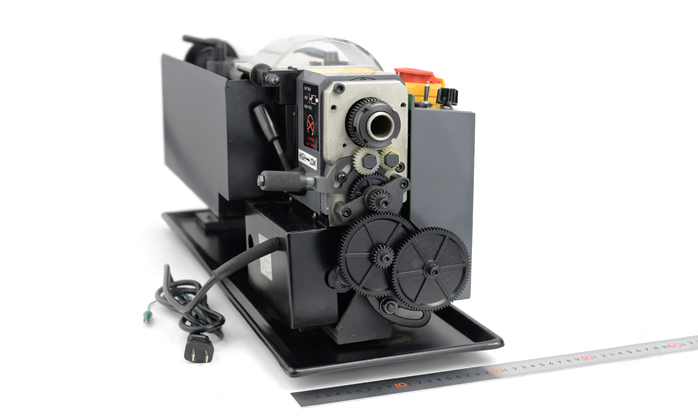 東洋アソシエイツ 精密卓上旋盤 コンパクト9 | ORIGINALMIND