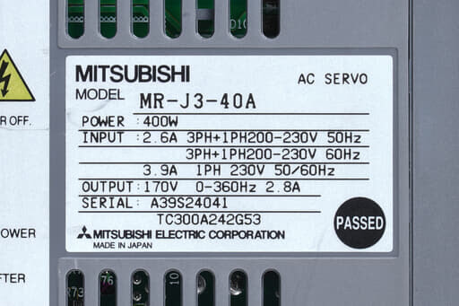三菱 ACサーボアンプ MR-J3-40A (電源ON累積時間1h未満・欠けあり