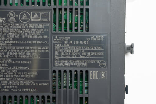 三菱 サーボアンプ MR-J4-20B-RJ020 (電源ON累積時間5217h) | 保守部品.com