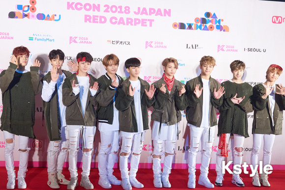 straykids IN ジョンイン 2018 KCON スーベニア
